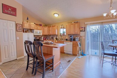 1967 Little Water Dr, Columbus, OH 43223 - photo 3