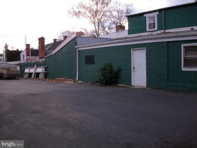 132 W 5th St, Frederick, MD 21701 - photo 5