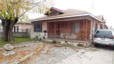 11709 Success Ave, Los Angeles, CA 90059 - photo 2