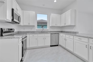 3788 Watercliff Cir, Grand Island, FL 32735 - photo 3