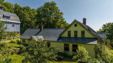 493 Melchen Rd, Brattleboro, VT 05301 - photo 6