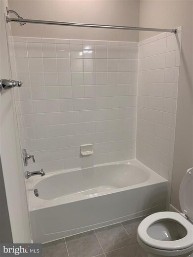 13333 Launders St, Herndon, VA 20171 - photo 7