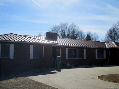 418 Dobson Rd, Statesville, NC 28677 - photo 2