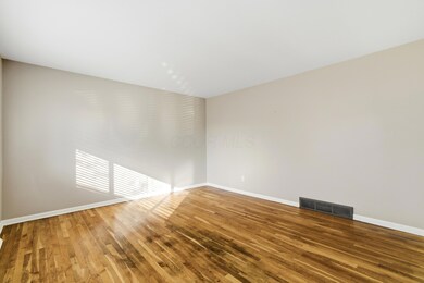 1268 Kildale Ct, Columbus, OH 43229 - photo 6