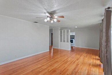 Living/Entry Room