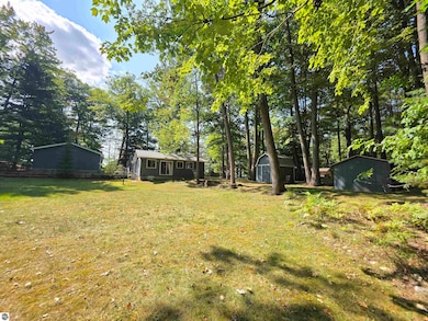 8084 Campbell Ave, Hale, MI 48739 - photo 5