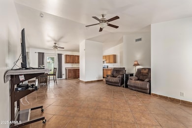 13067 S Del Rio Rd, Arizona City, AZ 85123 - photo 6