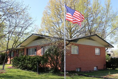 4 Corner view