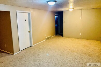 70 S 900 W, Blackfoot, ID 83221 - photo 7