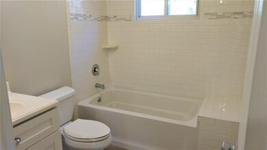 118 Walnut Hill Rd unit R, Derry, NH 03038 - photo 5