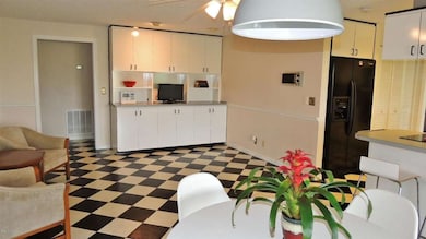 60 county club den kitchen