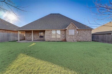 817 NW 194th Terrace, Edmond, OK 73012 - photo 5