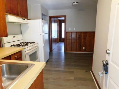 1602 E Nall St unit B, Sherman, TX 75090 - photo 7