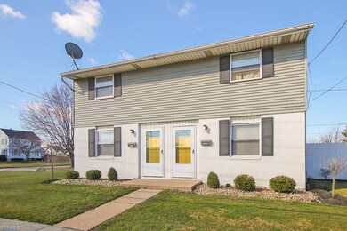 Well maintained and beautifully landscaped yard an