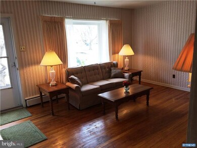 2102 Linkwood Ave, Wilmington, DE 19805 - photo 4