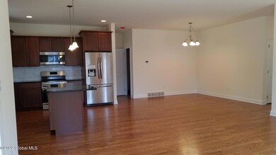 8 Huntington Way, Milton Tov, NY 12020 - photo 5