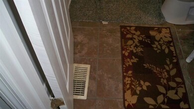 BATHROOM TITLE FLOOR