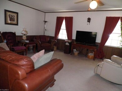 2474 Winding Woods Ln, Asheboro, NC 27205 - photo 2