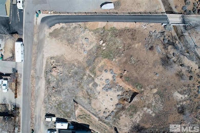 306 E Queen Way, Sparks, NV 89431 - photo 5