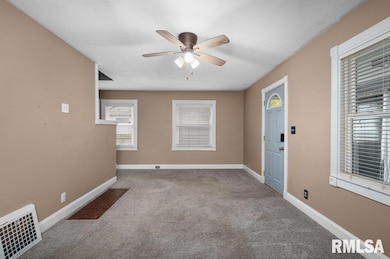 1549 39th St, Rock Island, IL 61201 - photo 4