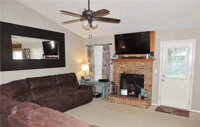 3904 W Beechwood Dr, Rogers, AR 72756 - photo 5