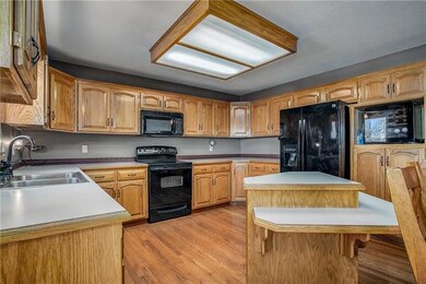 204 SW 25th St, Oak Grove, MO 64075 - photo 7