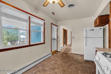 12 Oakfield Rd, Toms River, NJ 08757 - photo 4