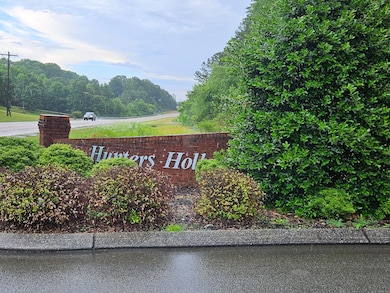 1724 Magnum Ln, Soddy Daisy, TN 37379 - photo 2