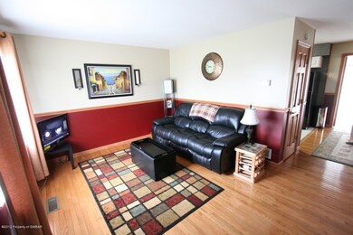 23 Clark Ln, Plains, PA 18705 - photo 2