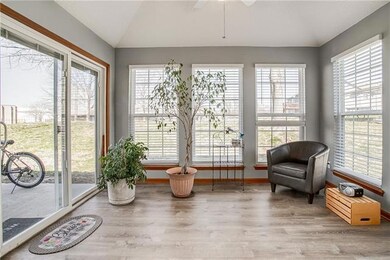 413 NW Augusta Ct, Blue Springs, MO 64014 - photo 4