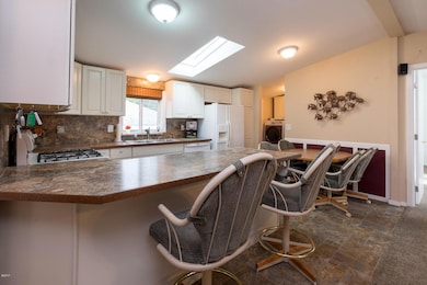 614 SE Port Ave, Lincoln City, OR 97367 - photo 3