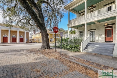 122 W 38th St, Savannah, GA 31401 - photo 2