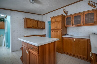 176 66th Street-South Haven-MI-49090_003