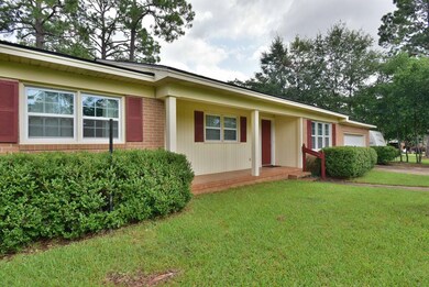 1820 Lullwater Rd, Albany, GA 31707 - photo 3