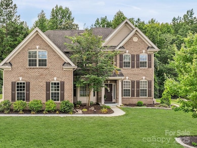 9639 Estridge Ln, Concord, NC 28027 - photo 2