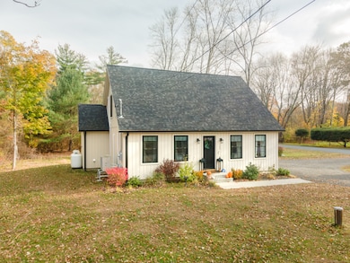 100 Squaw Rock Rd, Plainfield, CT 06353 - photo 2