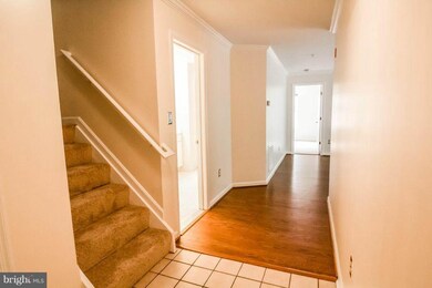 121 Timberbrook Ln unit 304, Gaithersburg, MD 20878 - photo 2