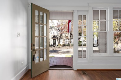 1467 Milner Crescent S, Birmingham, AL 35205 - photo 5