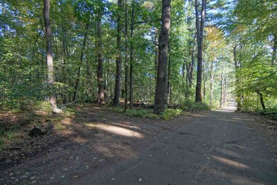 25 Martine Cottage Rd, Portsmouth, NH 03801 - photo 2