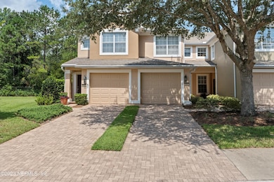 8557 Little Swift Cir, Jacksonville, FL 32256 - photo 2