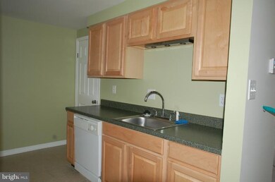 590 West Ct unit 12G, Glen Burnie, MD 21061 - photo 7