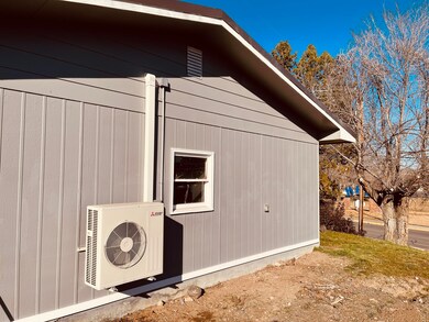 0F20AD45-C3BD-4770-B60D-024256D2B66D_1_2