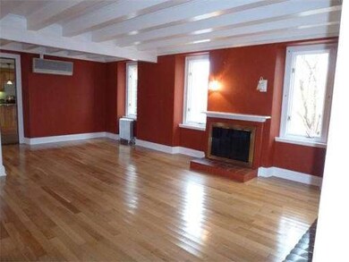 722 E Merrimack St, Lowell, MA 01852 - photo 5