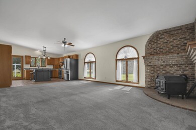 7-web-or-mls-37-commerce-st