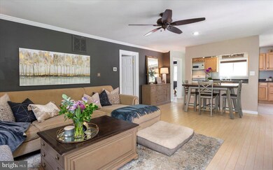 10692 Scaggsville Rd, Laurel, MD 20723 - photo 4