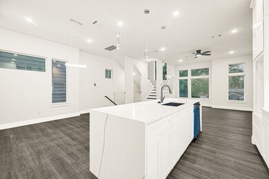 6713 Saint Augustine St, Houston, TX 77021 - photo 5