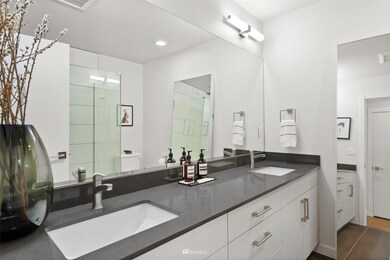 9443 35th Ave SW unit D, Seattle, WA 98126 - photo 6