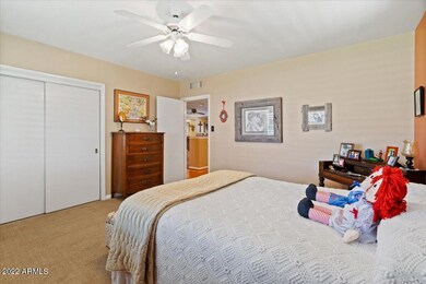 07-Bedroom