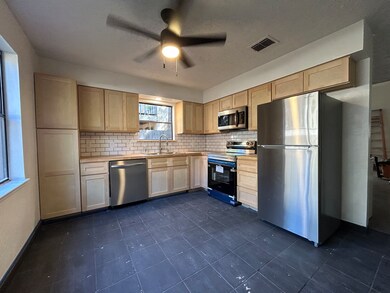 194 Timber Mill St, Spring, TX 77380 - photo 5