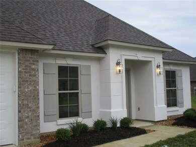 273 Crossover Rd, Pineville, LA 71360 - photo 2